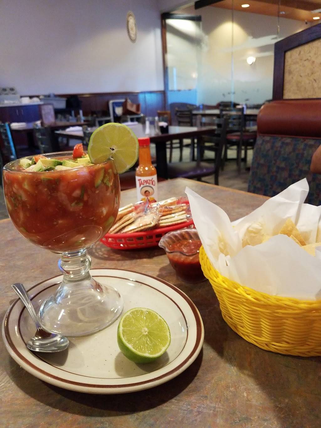 El Rosal | restaurant | 3401 W Monte Vista Ave, Turlock, CA 95380, USA | 2096696070 OR +1 209-669-6070