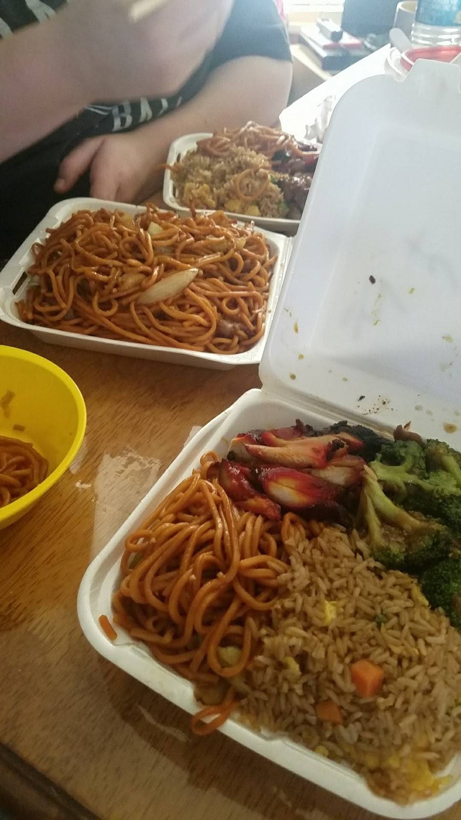 Pattarin Thai | restaurant | 635 N Main St, Corona, CA 92880, USA | 9514273664 OR +1 951-427-3664