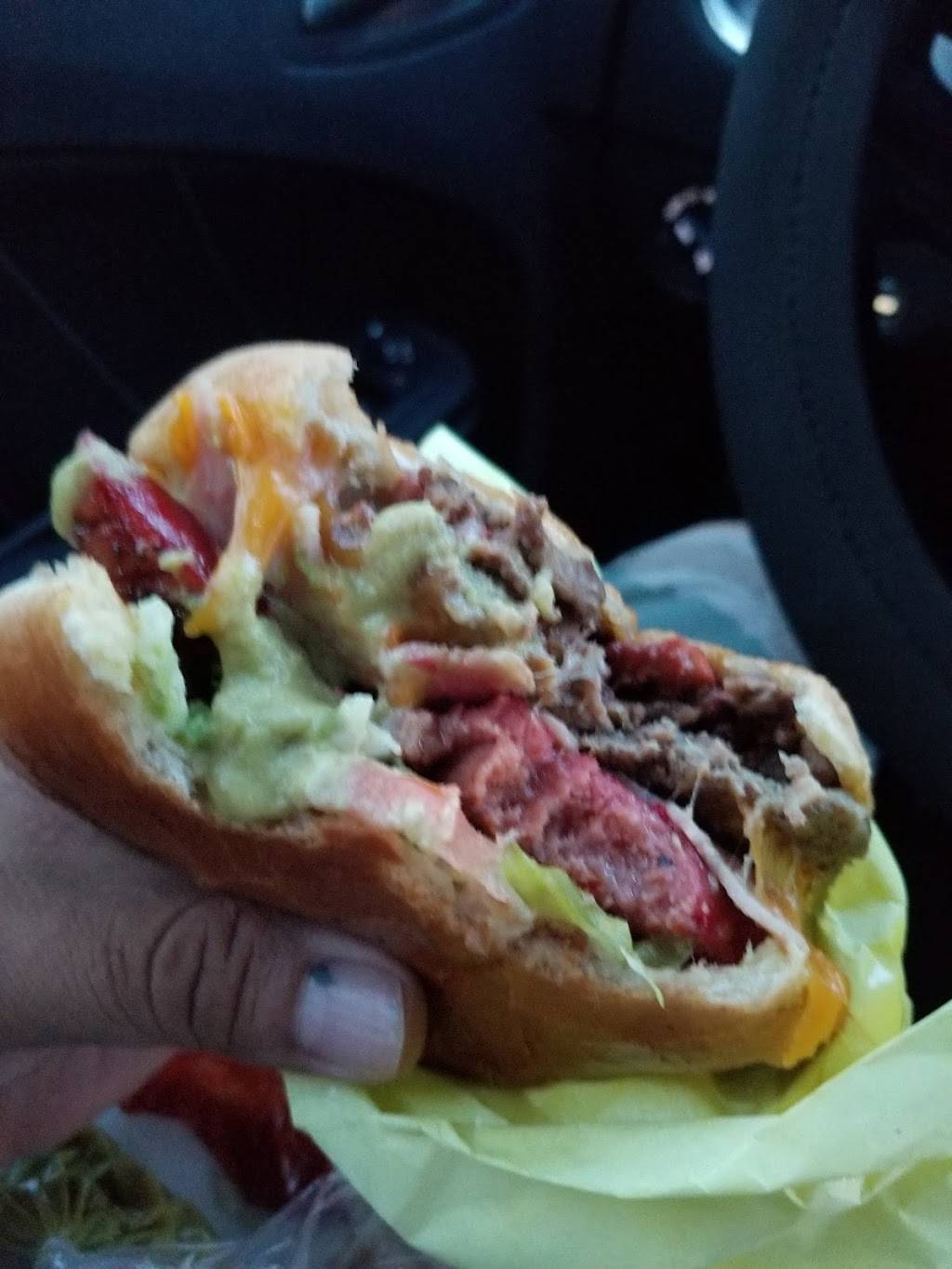 Gueros Fajita | restaurant | 401 W Maplewood Ln, San Antonio, TX 78216, USA | 2107488390 OR +1 210-748-8390