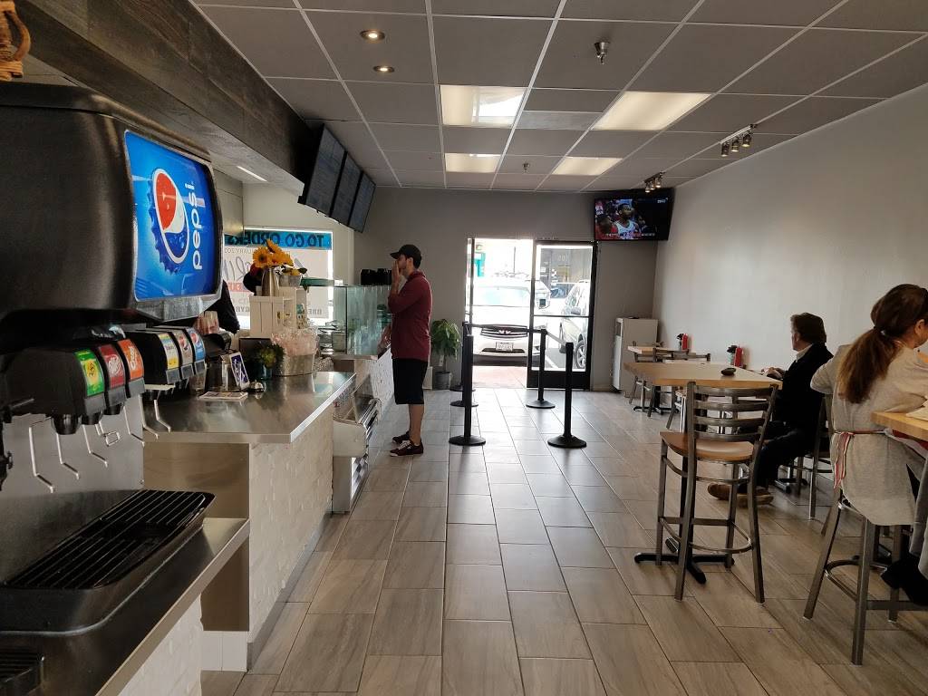 Santorini Express Greek Island Grill | restaurant | 6755 Mira Mesa Blvd #105, San Diego, CA 92121, USA | 8585582677 OR +1 858-558-2677