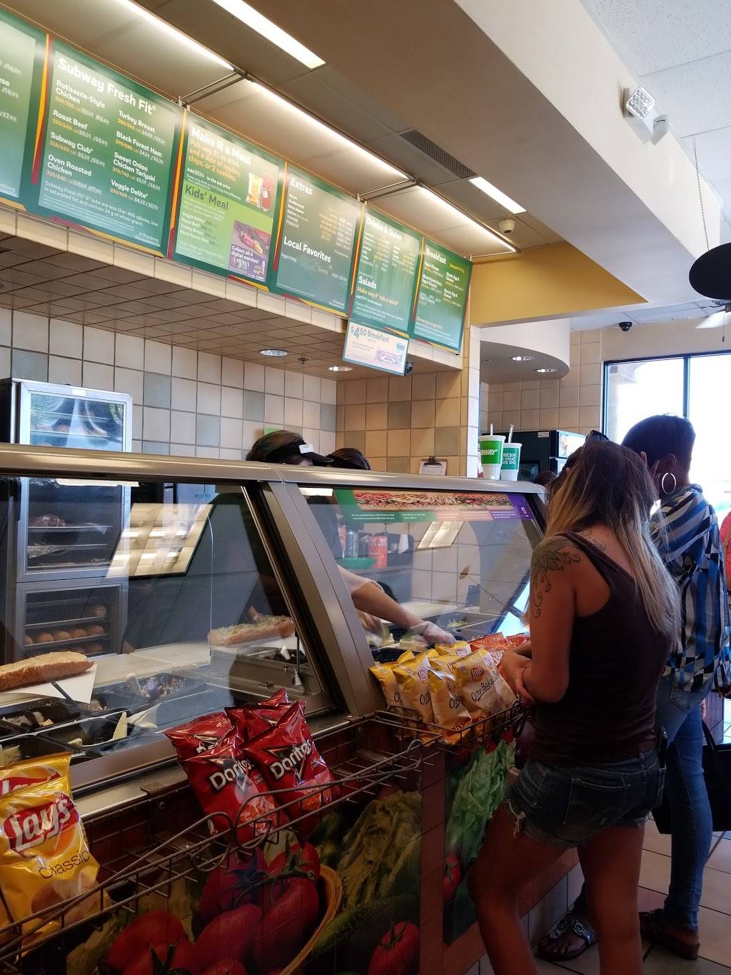 Subway | restaurant | 22435 Alessandro Blvd, Elsworth St STE 104, Moreno Valley, CA 92553, USA | 9516562279 OR +1 951-656-2279