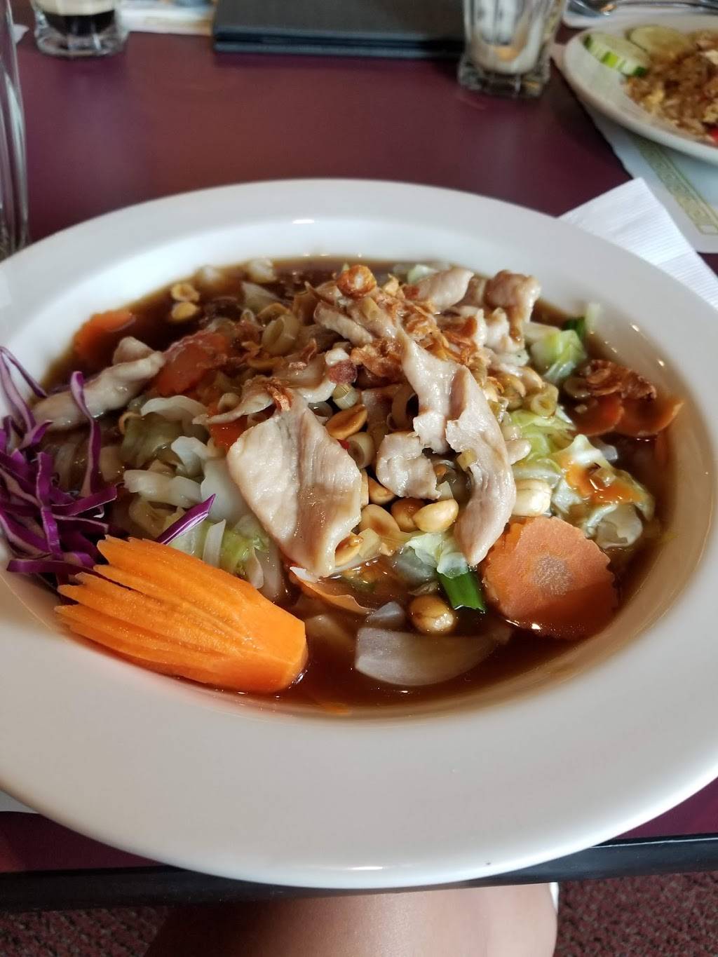 Jao Praya Thai Cuisine | restaurant | 299 Boston Turnpike, Bolton, CT 06043, USA | 8605120686 OR +1 860-512-0686