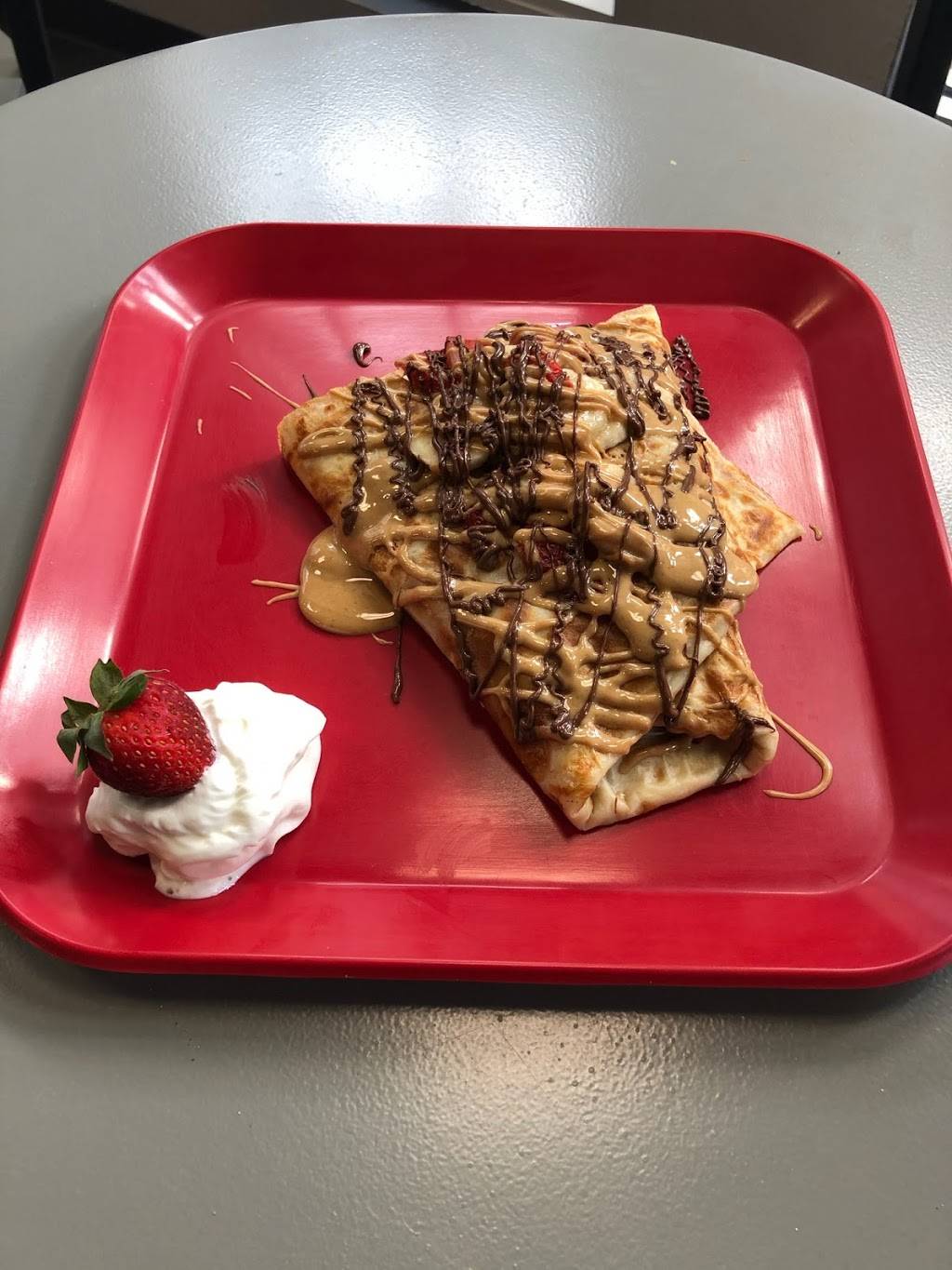 Le Petit French Cafe | bakery | 4350 Gulf Shore Blvd N #506, Naples, FL 34103, USA | 2392800438 OR +1 239-280-0438