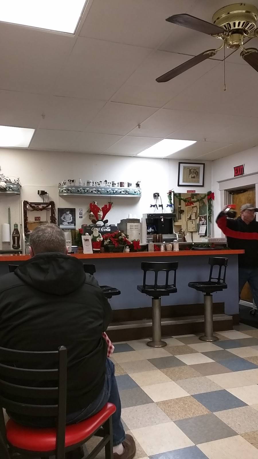 Doris & Sonnys Homelike Restaurant | restaurant | 6856 OH-128, Cleves, OH 45002, USA | 5133539828 OR +1 513-353-9828