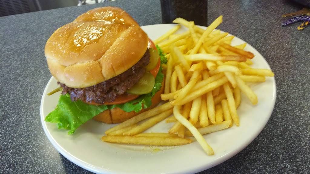 Steak n Shake | restaurant | 951 W Arbrook Blvd Drive, Arlington, TX 76015, USA | 8174728300 OR +1 817-472-8300