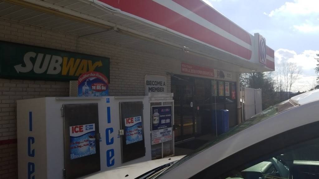 Subway | restaurant | 10792 Main St, Mantua, OH 44255, USA | 3302745540 OR +1 330-274-5540