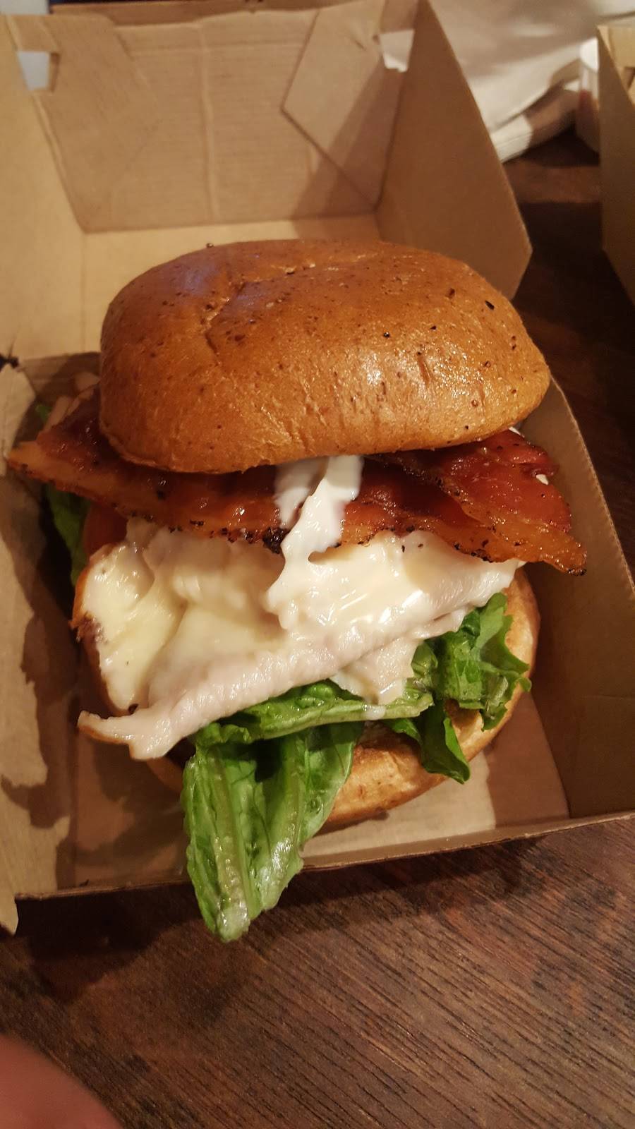 Arbys | restaurant | 15755 Wallisville Rd, Houston, TX 77049, USA | 8327062220 OR +1 832-706-2220