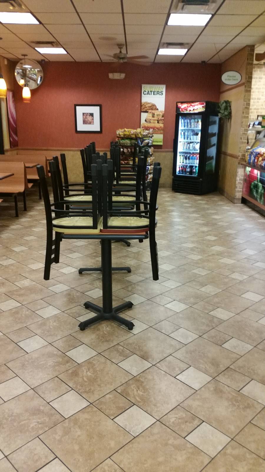 Subway | restaurant | 2511 Okeechobee Rd, Fort Pierce, FL 34947, USA | 7724614248 OR +1 772-461-4248