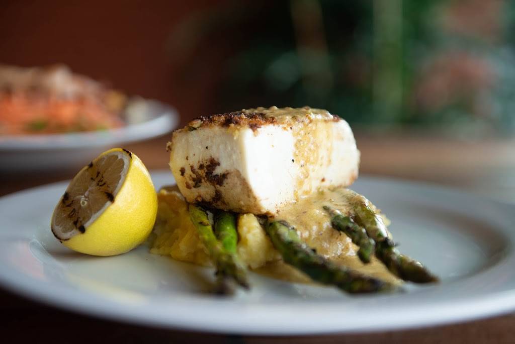 Smokin Fins | restaurant | 900 N 54th St #1, Chandler, AZ 85226, USA | 4805085971 OR +1 480-508-5971