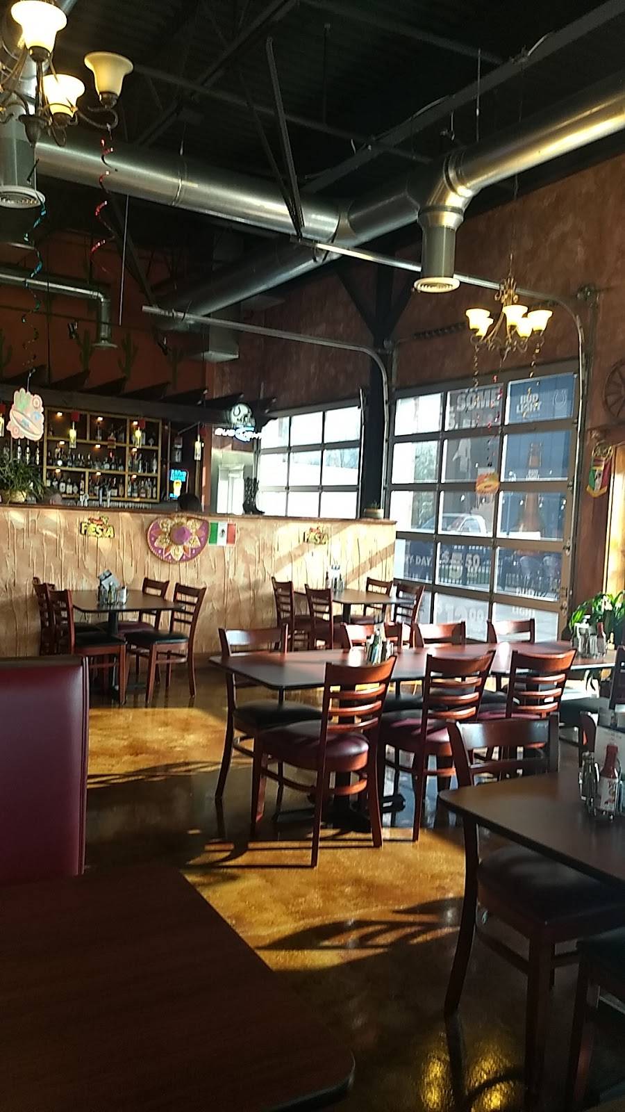 La Cantina Mexican Restaurant | restaurant | 5450 E Fall Creek Pkwy N Dr, Indianapolis, IN 46226, USA | 3175463508 OR +1 317-546-3508