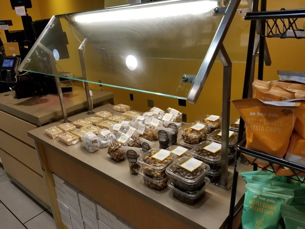 Au Bon Pain | cafe | 1 Laguardia Airport, Flushing, NY 11371, USA | 7186392516 OR +1 718-639-2516