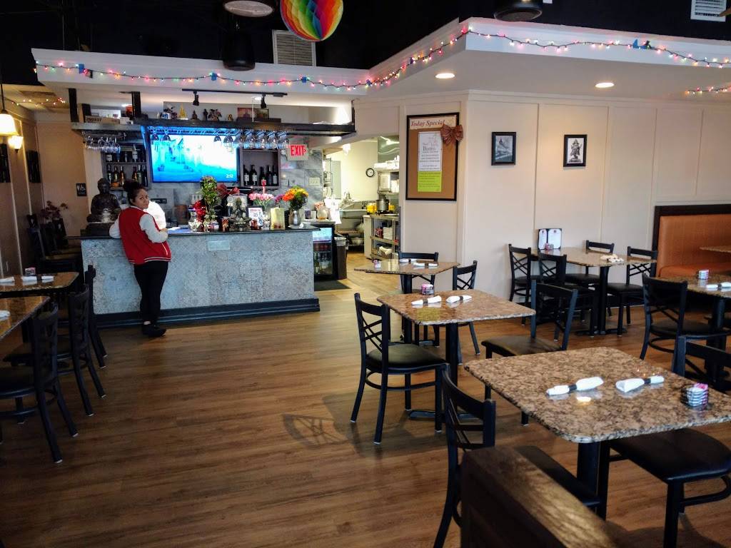 Thai Bistro | restaurant | 537 E Venice Ave, Venice, FL 34285, USA | 9414848458 OR +1 941-484-8458