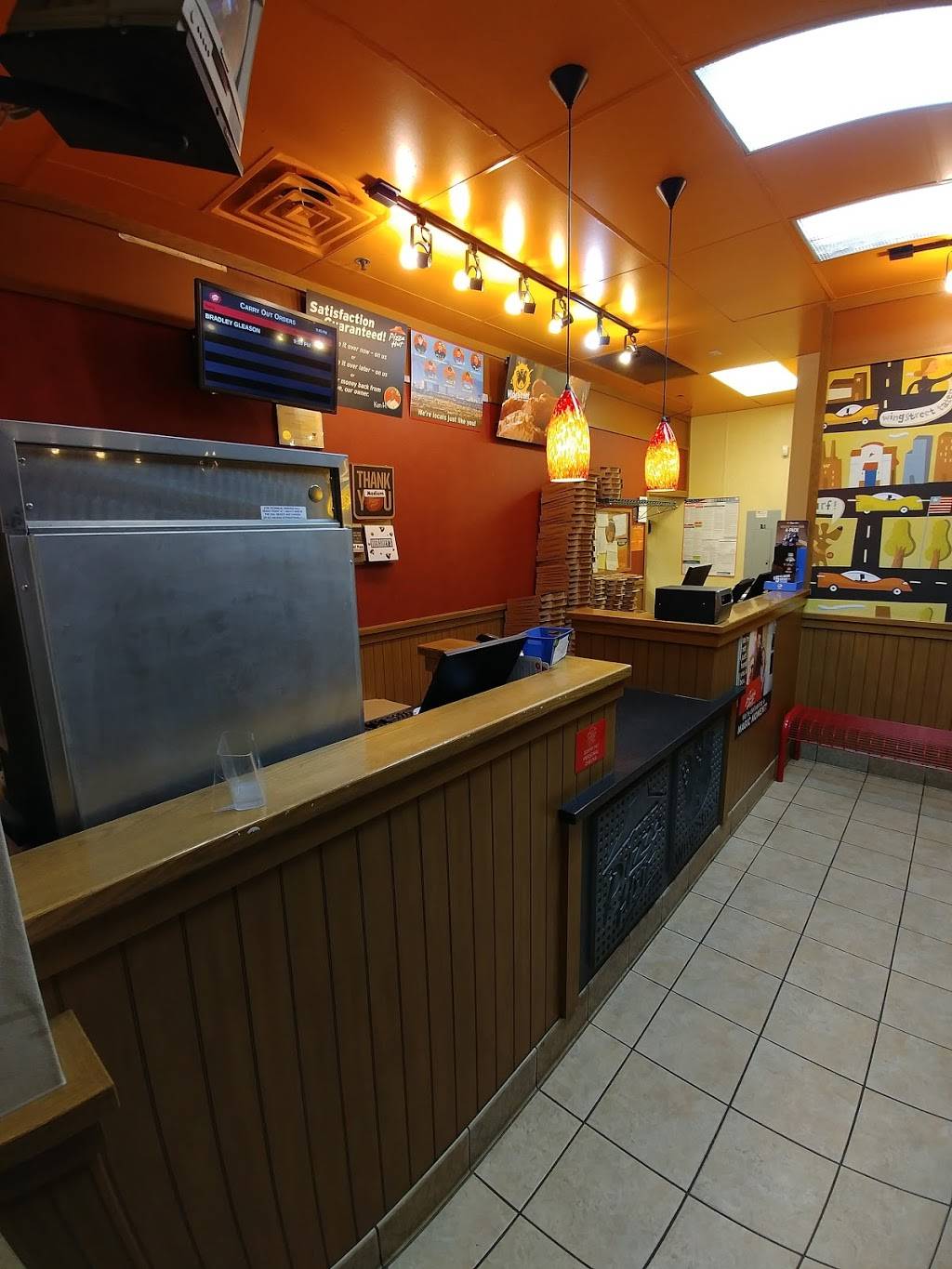 Pizza Hut | meal takeaway | 6370 W Flamingo Rd #17A, Las Vegas, NV 89103, USA | 7022519011 OR +1 702-251-9011