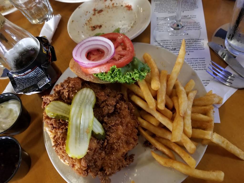 Maumee Bay Brew Pub | restaurant | 2, 27 Broadway St, Toledo, OH 43604, USA | 4192431302 OR +1 419-243-1302