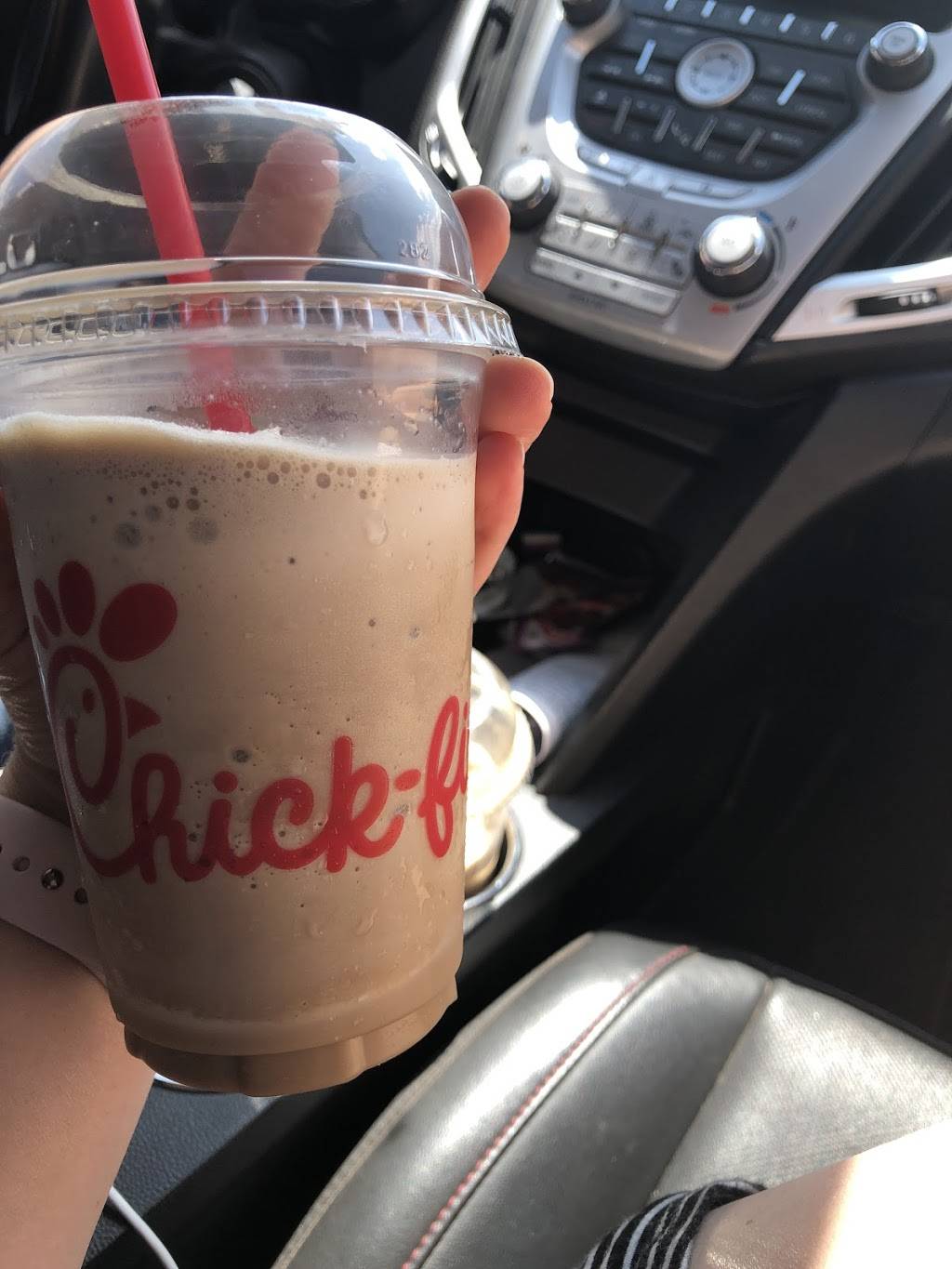 Chick-fil-A | restaurant | 6450 N Desert Blvd Bldg. N, El Paso, TX 79912, USA | 9155812645 OR +1 915-581-2645