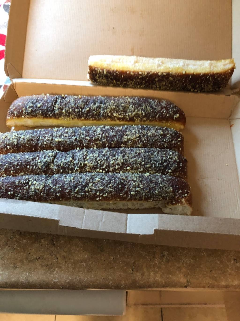 Pizza Hut | restaurant | 7650 I-35 E, #100, Corinth, TX 76210, USA | 9402702010 OR +1 940-270-2010