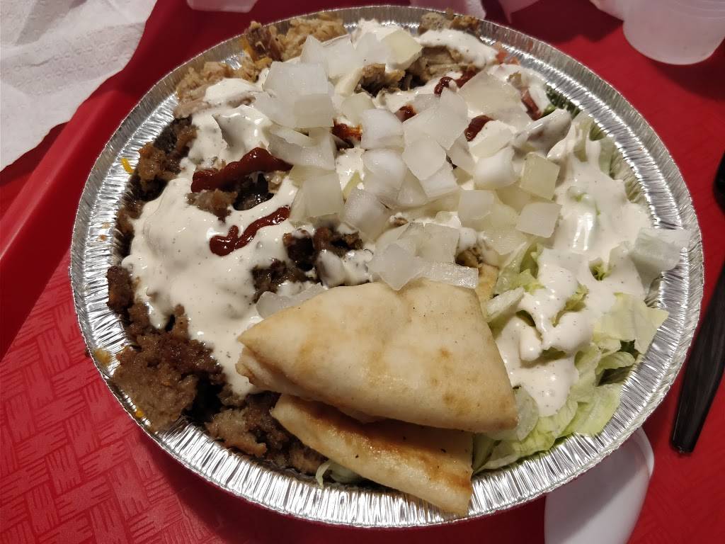 The Halal Guys | restaurant | 688 N Alafaya Trail #103, Orlando, FL 32828, USA | 4072718606 OR +1 407-271-8606