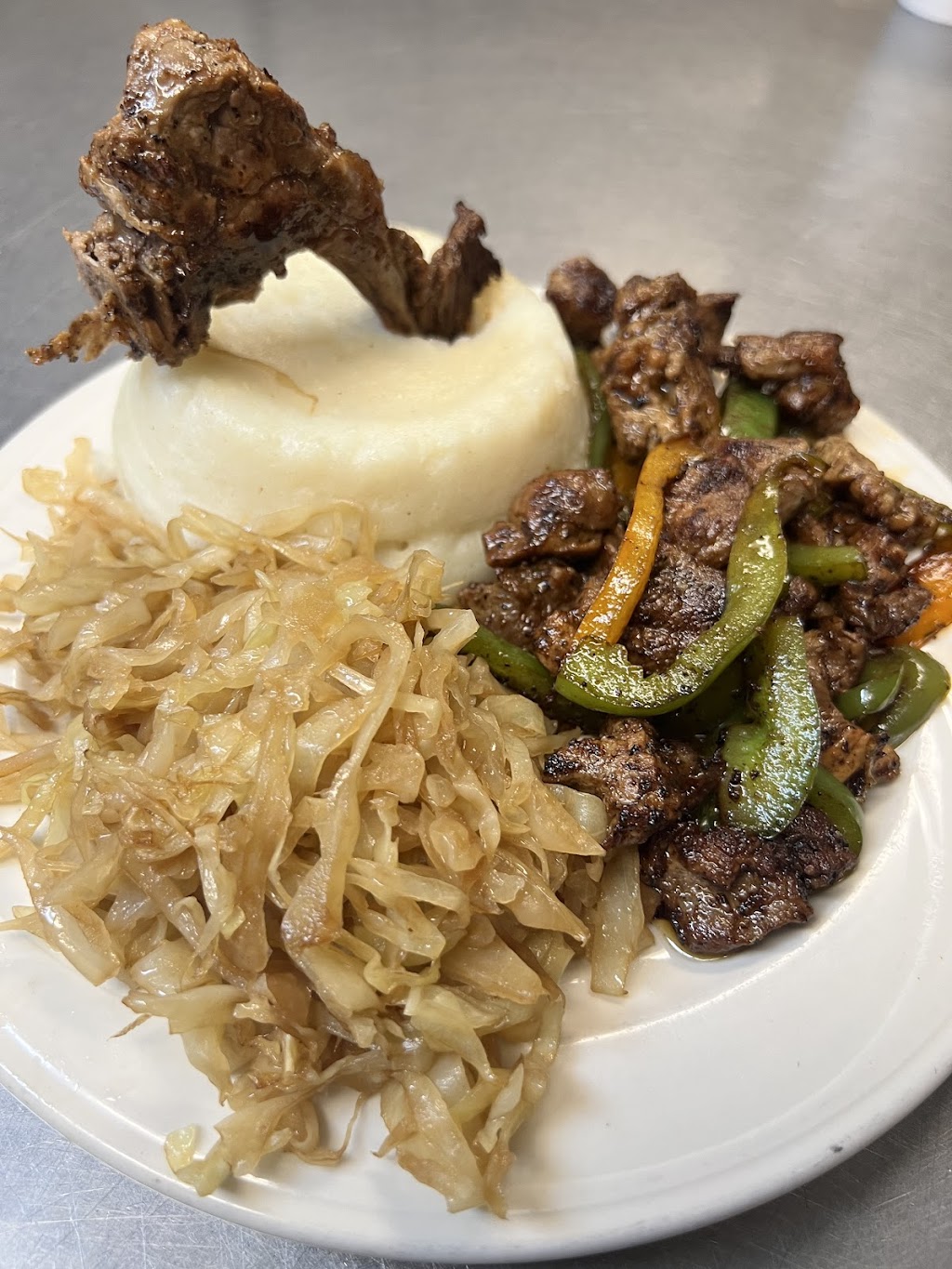 Sahani Kitchen | restaurant | 2520 4th Ave S, Birmingham, AL 35233, USA | 2055212317 OR +1 205-521-2317