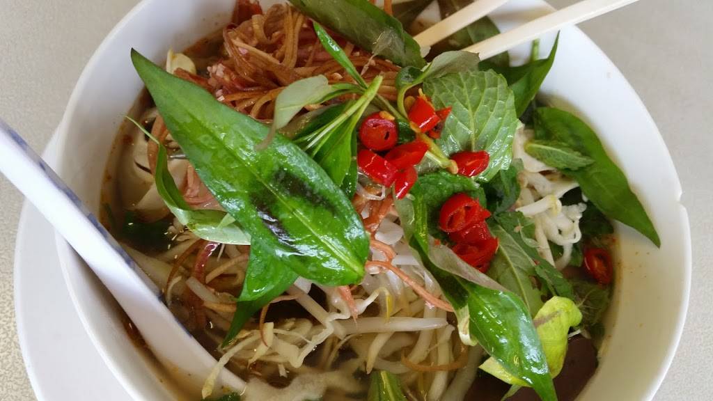 Bún Bò Huế Restaurant | restaurant | 7002 SE 82nd Ave, Portland, OR 97266, USA | 5037711141 OR +1 503-771-1141