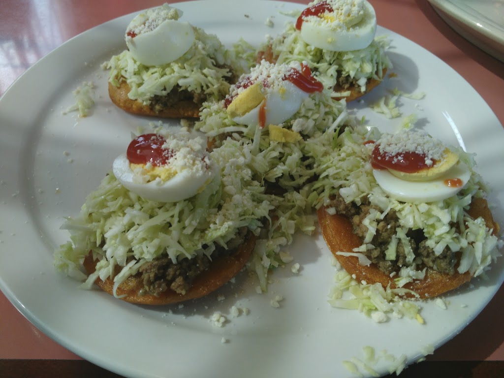 Antojitos Hondureños | restaurant | 2502 Blanco Rd, San Antonio, TX 78212, USA | 2105623366 OR +1 210-562-3366