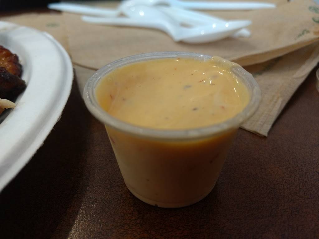 Crisp & Juicy | restaurant | 18312 Contour Rd, Gaithersburg, MD 20877, USA | 3013557377 OR +1 301-355-7377