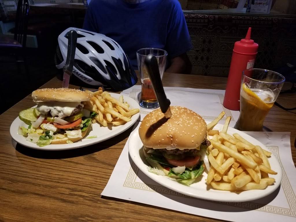 Lakeside Bar & Grille | restaurant | 7807 Mystic Lake Dr, Lake, MI 48632, USA | 9895443502 OR +1 989-544-3502