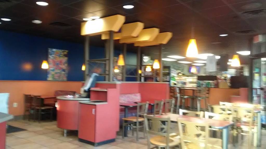 Taco Bell | meal takeaway | 1365 E Main St, Bellevue, OH 44811, USA | 4194836050 OR +1 419-483-6050