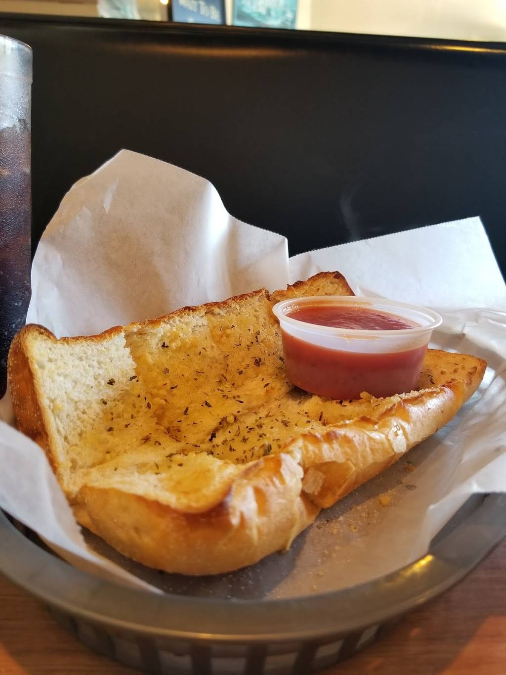 Michaels Pizza, Pasta and Grill | restaurant | 1701 N Kings Hwy, Myrtle Beach, SC 29577, USA | 8434480344 OR +1 843-448-0344