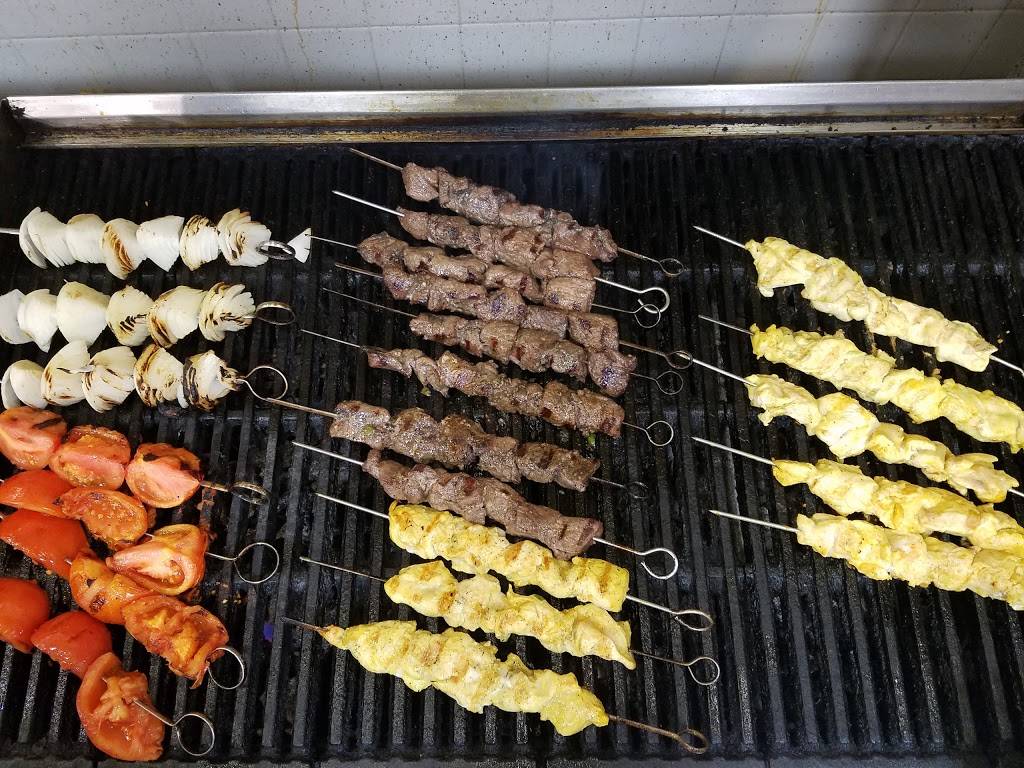 S&S Deli | restaurant | 115 E Dorset Dr, Dixon, CA 95620, USA | 7076933399 OR +1 707-693-3399