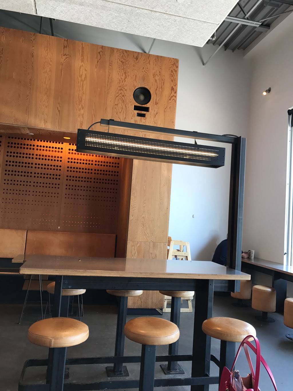 Chipotle Mexican Grill | restaurant | 1319 Boston Post Rd Spc 4B, Milford, CT 06460, USA | 2038771530 OR +1 203-877-1530