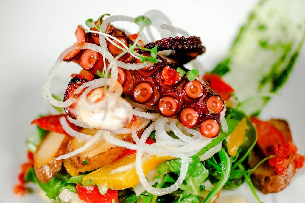 La Bête | restaurant | Delta 3, 2875 Boulevard Laurier Suite 170, Québec, QC G1V 2M2, Canada | 4182661717 OR +1 418-266-1717