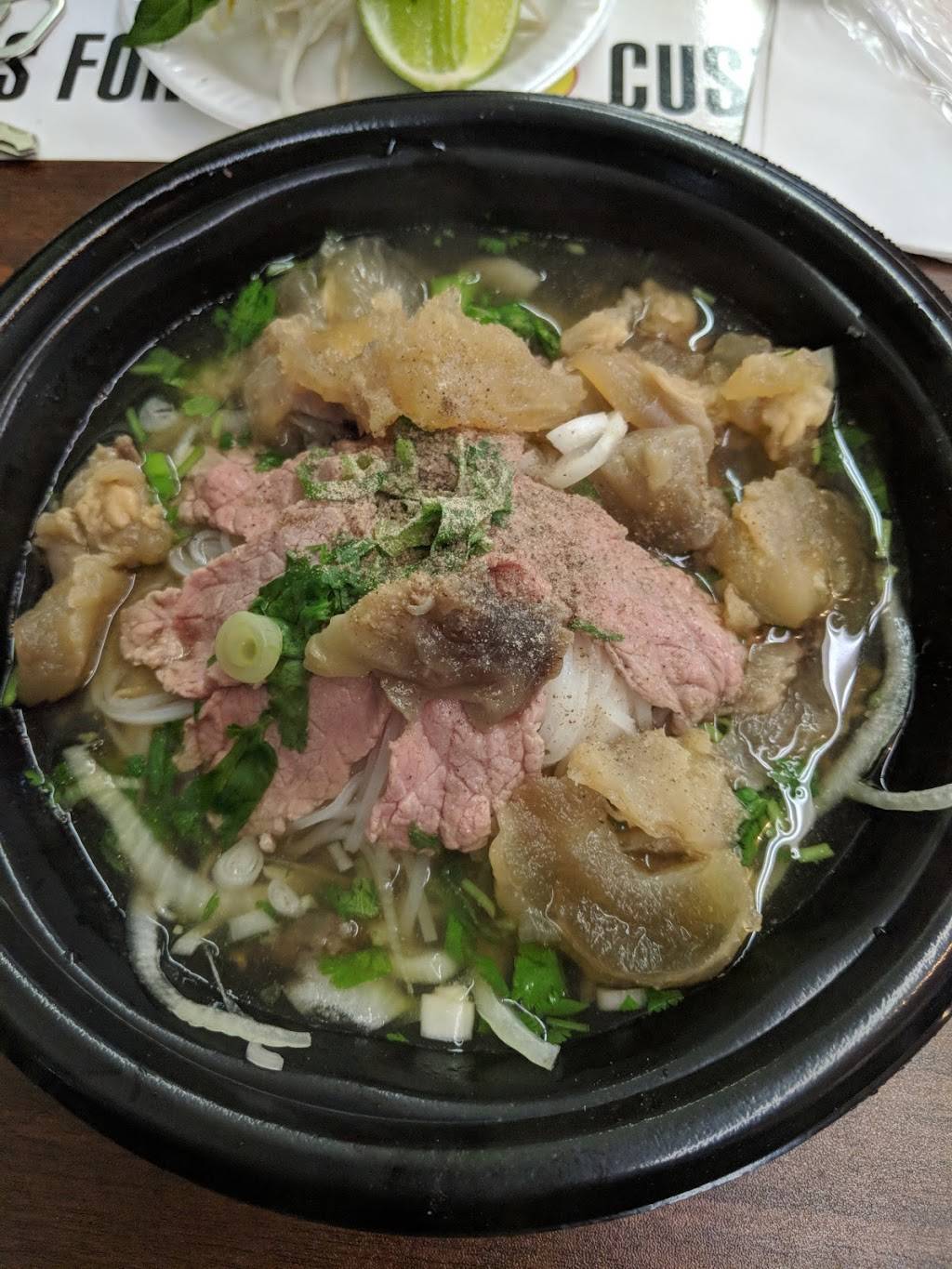 Loans Authentic Vietnamese Bistro | restaurant | 1825 W Chew St, Allentown, PA 18104, USA | 4847079766 OR +1 484-707-9766