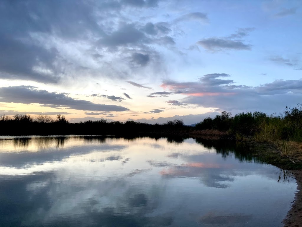 Karlz Sand Shack | restaurant | Baseline Rd, Cibola, AZ 85328, USA | 5202217651 OR +1 520-221-7651