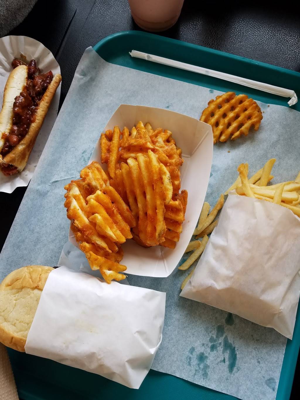 Patio Drive In | restaurant | 11616 Merritt St, Castroville, CA 95012, USA | 8316332178 OR +1 831-633-2178