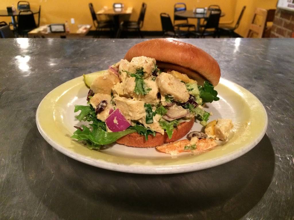 River Street Deli | meal takeaway | 151 River St, Chattanooga, TN 37405, USA | 4237563354 OR +1 423-756-3354