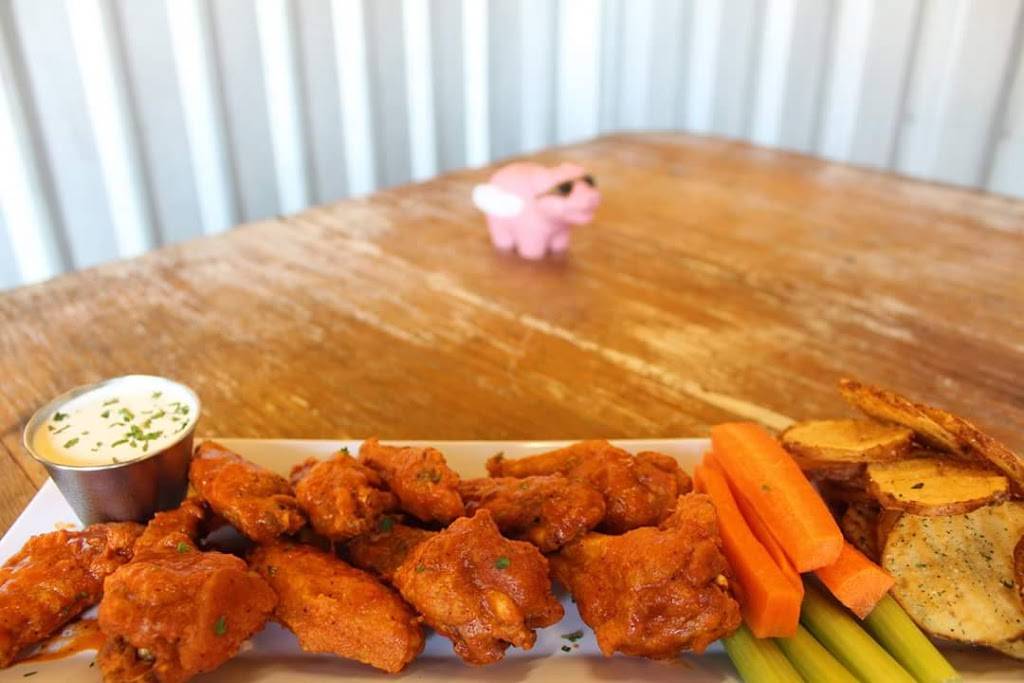 Peewee wings and ribs | restaurant | Parque Baja California Sur 537, Playas, Costa Hermosa, 22506 Tijuana, B.C., Mexico | 016643789512 OR +52 664 378 9512