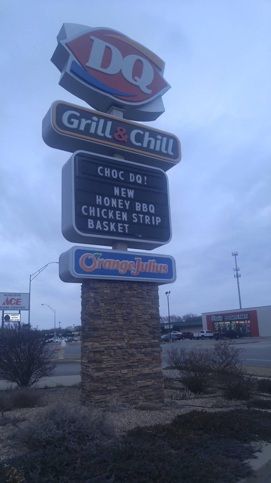 Dairy Queen Grill & Chill | restaurant | 416 W 7th St, Augusta, KS 67010, USA | 3167752243 OR +1 316-775-2243