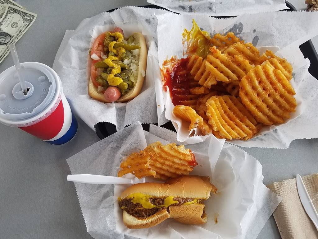 Wienerlicious | restaurant | 102 E Central Ave, Mackinaw City, MI 49701, USA | 2314367430 OR +1 231-436-7430