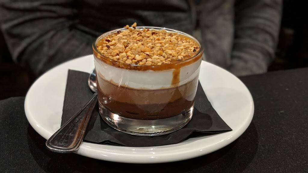 Table 26 | restaurant | 2600 Geer Rd, Turlock, CA 95382, USA | 2096682300 OR +1 209-668-2300