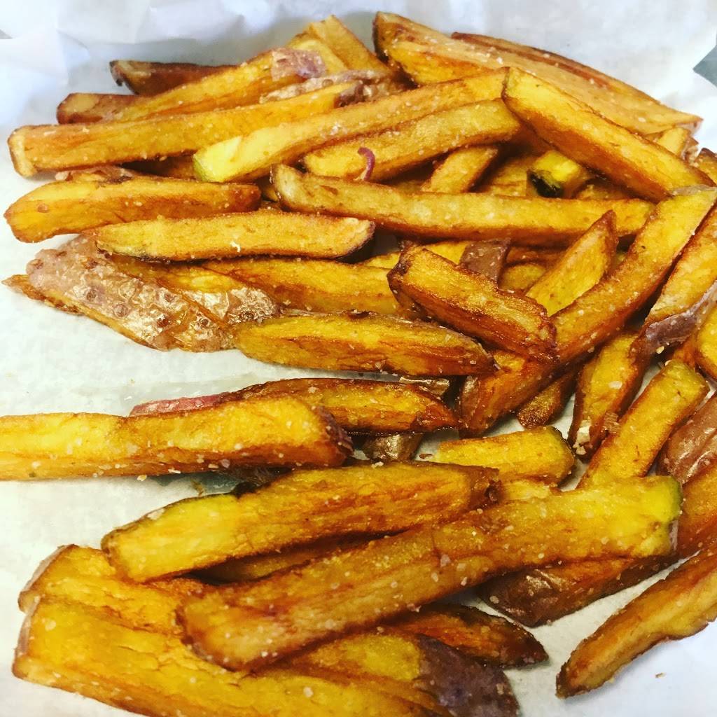 The Bee Hive | restaurant | 13308 E. Whittier Blvd, Whittier, CA 90602, USA | 5629459002 OR +1 562-945-9002