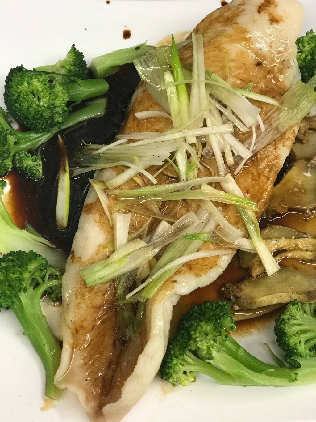 Century Dragon Chinese Restaurant | restaurant | 10614 Pico Blvd, Los Angeles, CA 90064, USA | 3108428222 OR +1 310-842-8222