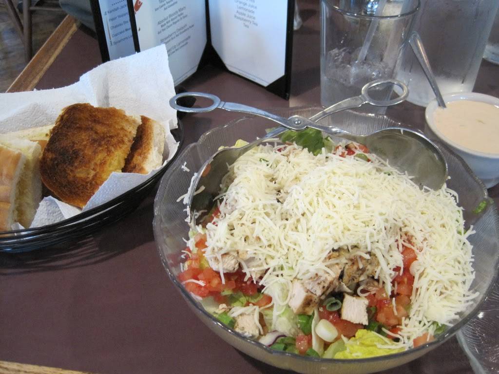 Village Pizzeria Of Amery | restaurant | 325 Keller Ave N, Amery, WI 54001, USA | 7152687010 OR +1 715-268-7010