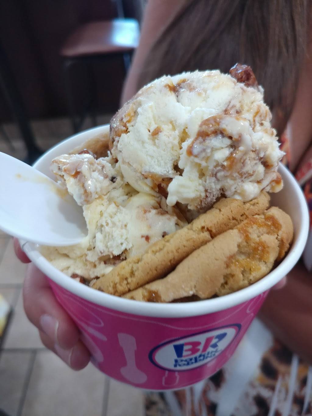 Dunkin | cafe | 6550 US-6, Portage, IN 46368, USA | 2197634400 OR +1 219-763-4400