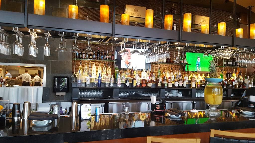 Fogo de Chão Brazilian Steakhouse | restaurant | 5460 Park Pl, Rosemont, IL 60018, USA | 8476787200 OR +1 847-678-7200