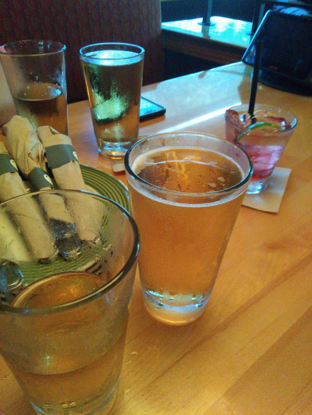 Applebees Grill + Bar | restaurant | 3001 W Eau Gallie Blvd, Melbourne, FL 32934, USA | 3212428488 OR +1 321-242-8488