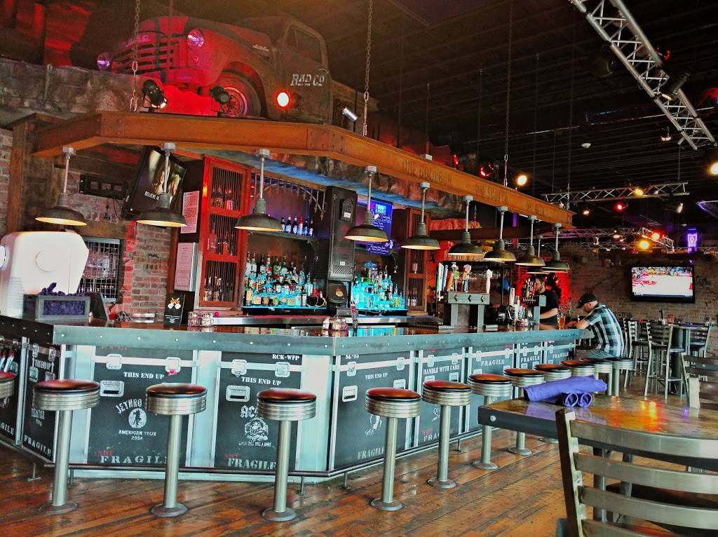 The Rock Wood Fired Pizza | restaurant | 53 W Centennial Blvd, Highlands Ranch, CO 80129, USA | 3033468096 OR +1 303-346-8096