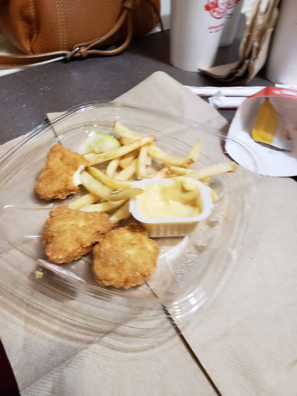 Wendys | restaurant | 208 E Little Creek Rd, Norfolk, VA 23505, USA | 7575837092 OR +1 757-583-7092