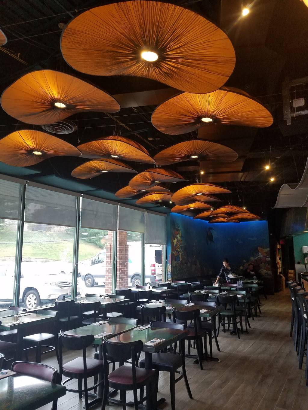 Tara Thai | restaurant | 7501 Leesburg Pike, Falls Church, VA 22043, USA | 7035069788 OR +1 703-506-9788