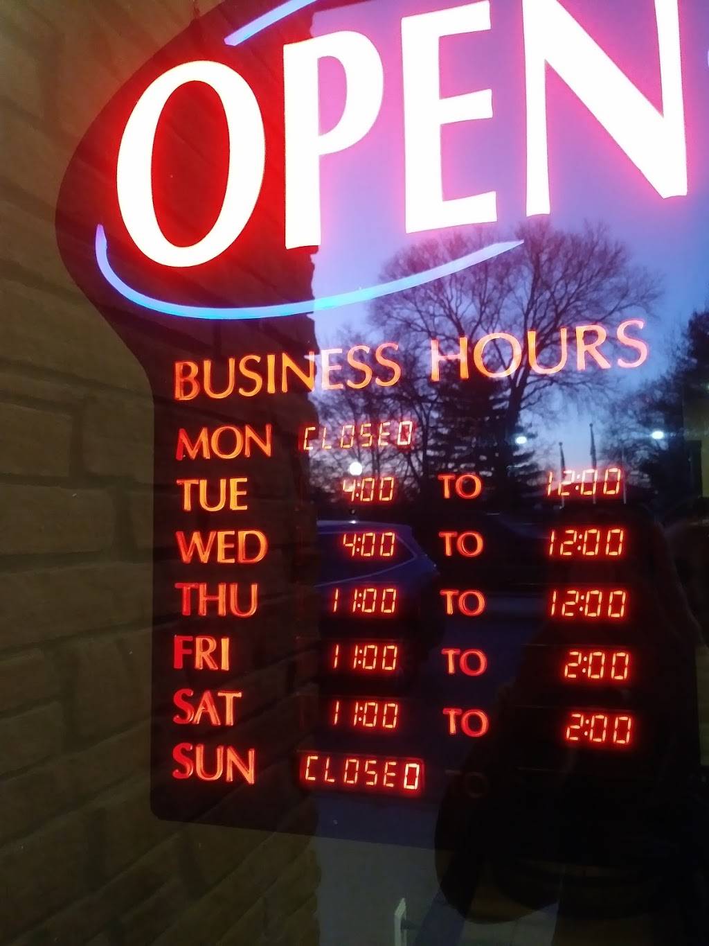 Whiskey Barrel Pub & Eatery | restaurant | 112 E Jefferson St, Prairie City, IA 50228, USA | 5156309639 OR +1 515-630-9639