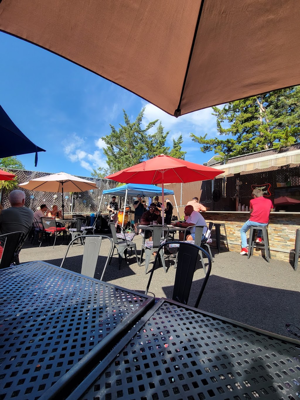 Randall Manor Tavern | restaurant | 735 Castleton Ave, Staten Island, NY 10310, USA | 3478552724 OR +1 347-855-2724